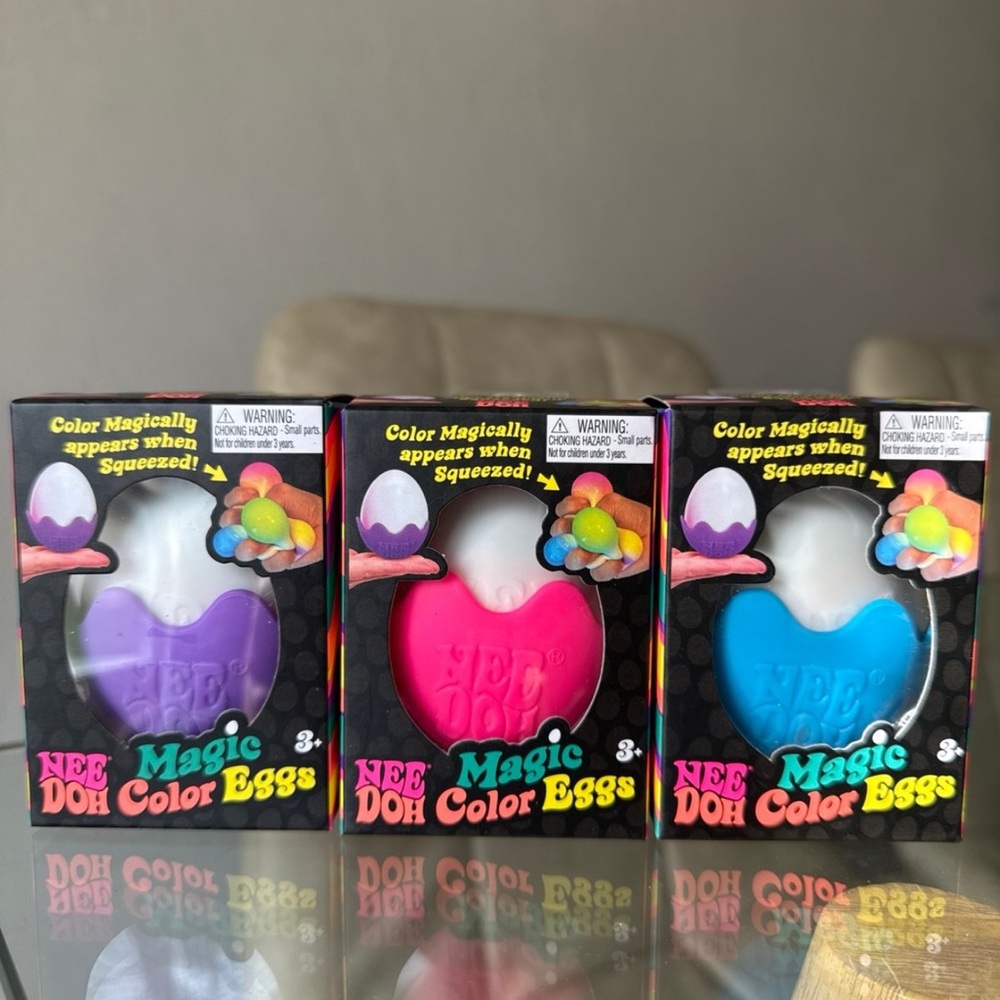 NeeDoh Magic Color Eggs Bundle